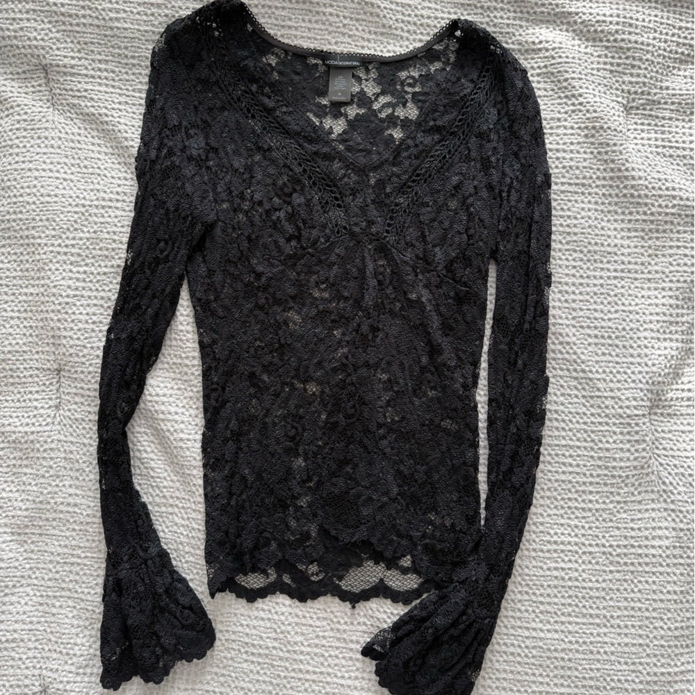 Moda International Black Lace Long Sleeve V-Neck Top